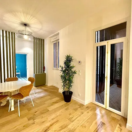 L'haussmann' Nimes, Centre-ville Appartamento